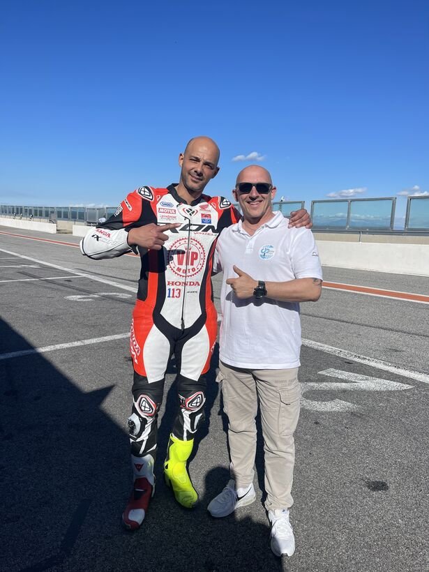 Pilotes sur la piste